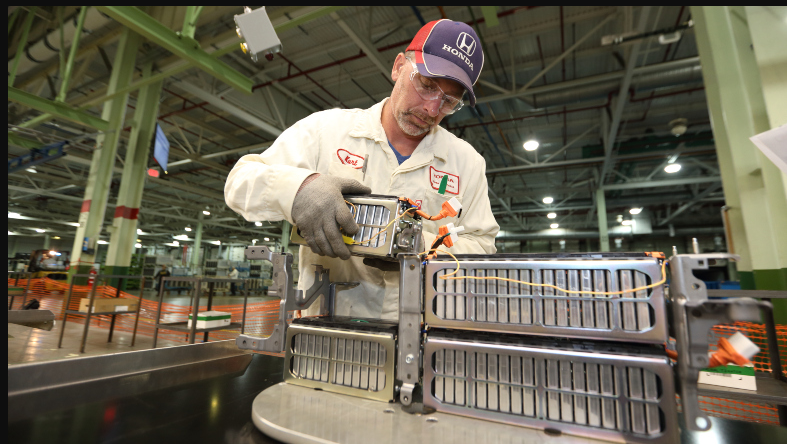 Honda Umumkan Kerjasama Dengan GS Yuasa :: Honda Indonesia